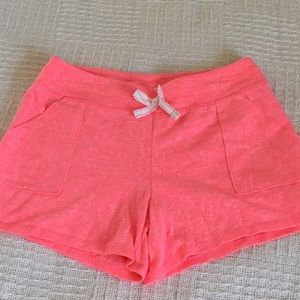 NWOT Girls size 14 shorts.